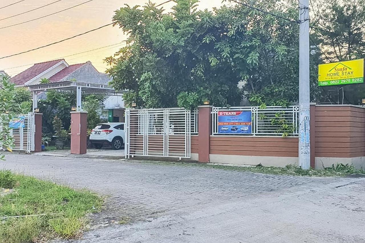 Syafa Homestay Syariah Mitra Reddoorz Tuban  Exteriör bild